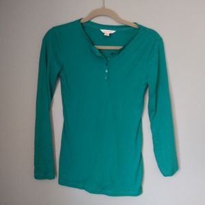 Green / Teal Colored Long Sleeve T-Shirt with front Buttons